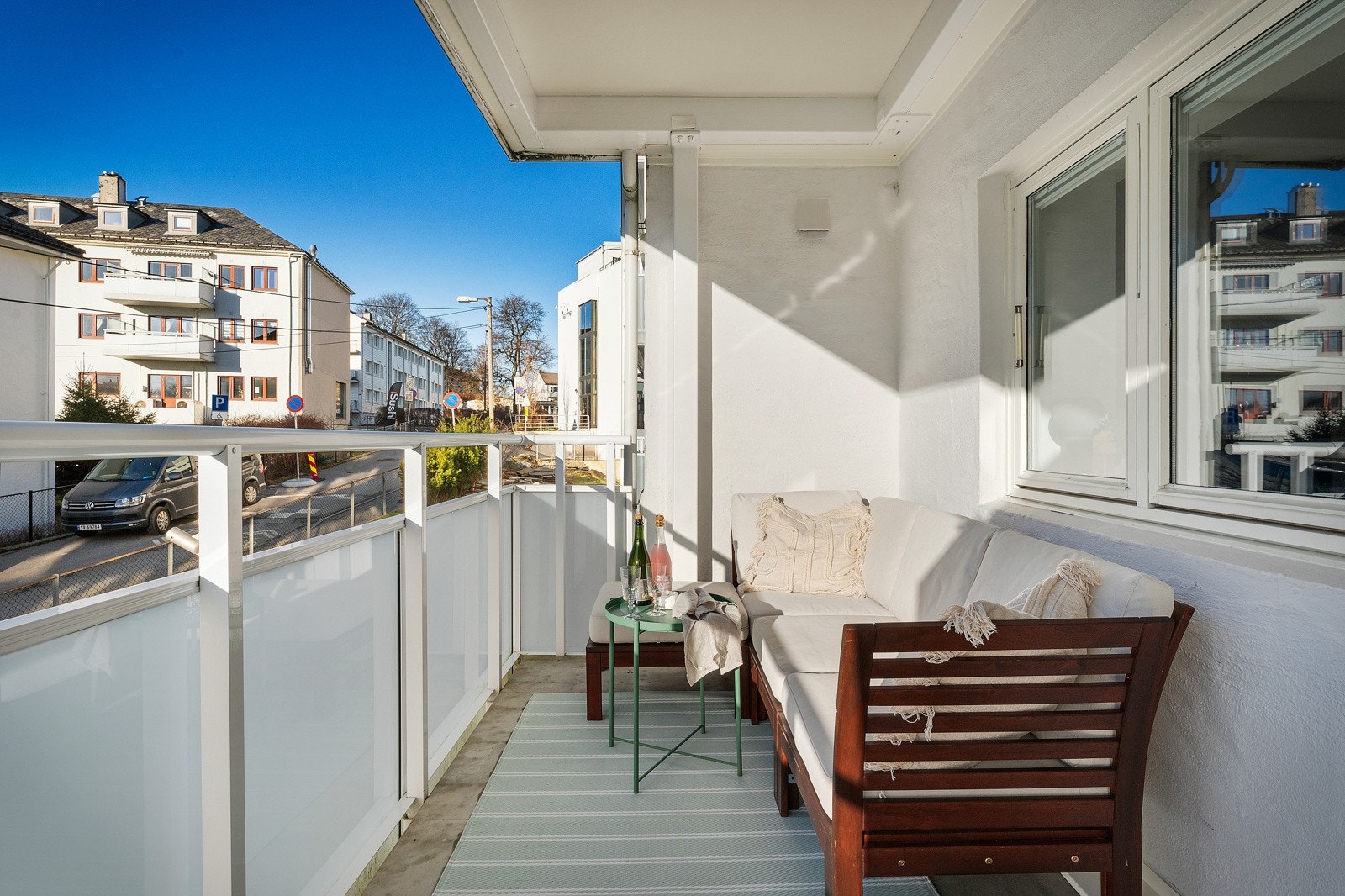 - Balkong på 8,8 kvm - Galleribilde