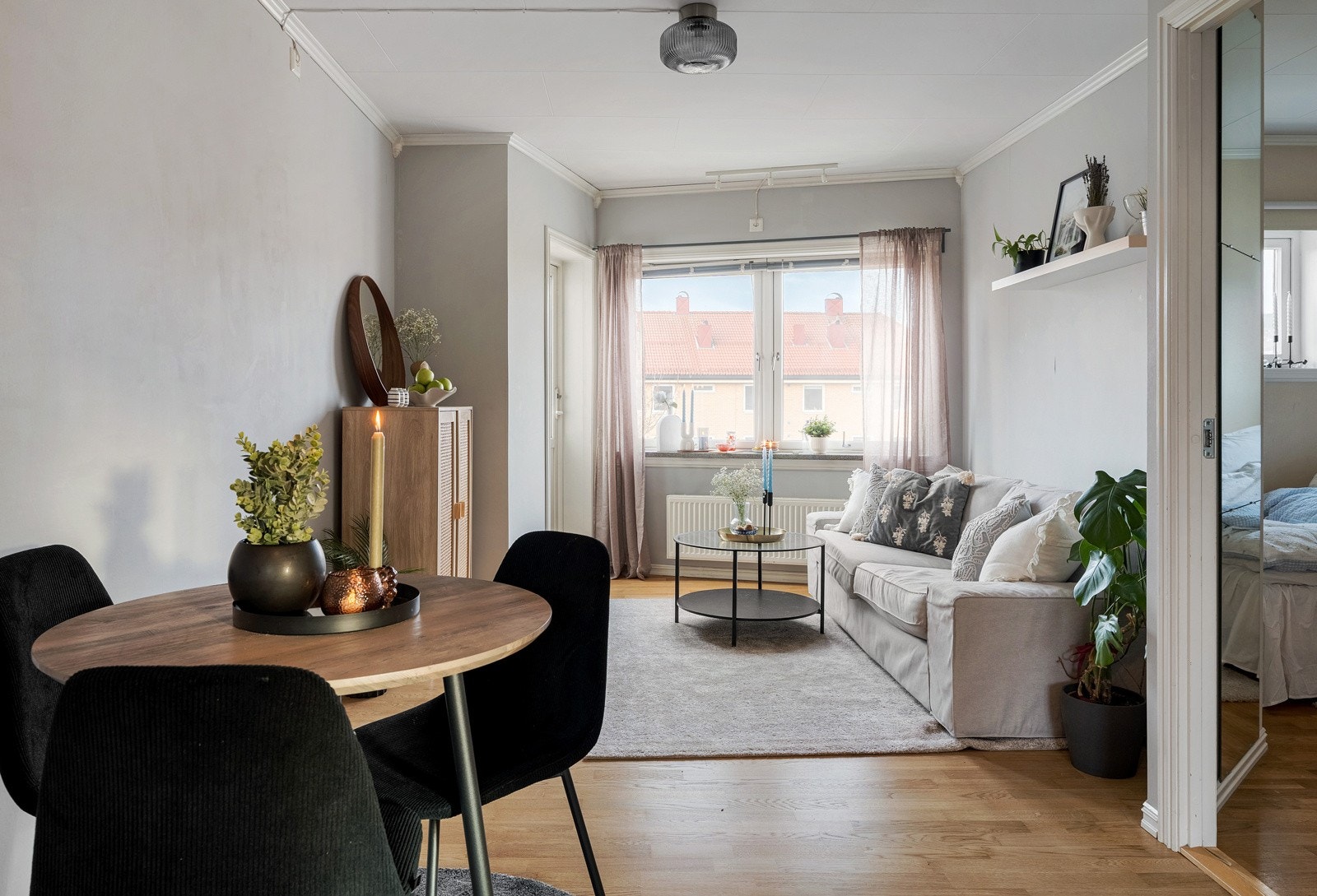 Beliggende rett ved Høyskoleparken, med umiddelbar nærhet til NTNU, St.Olavs og Samfunet Galleribilde