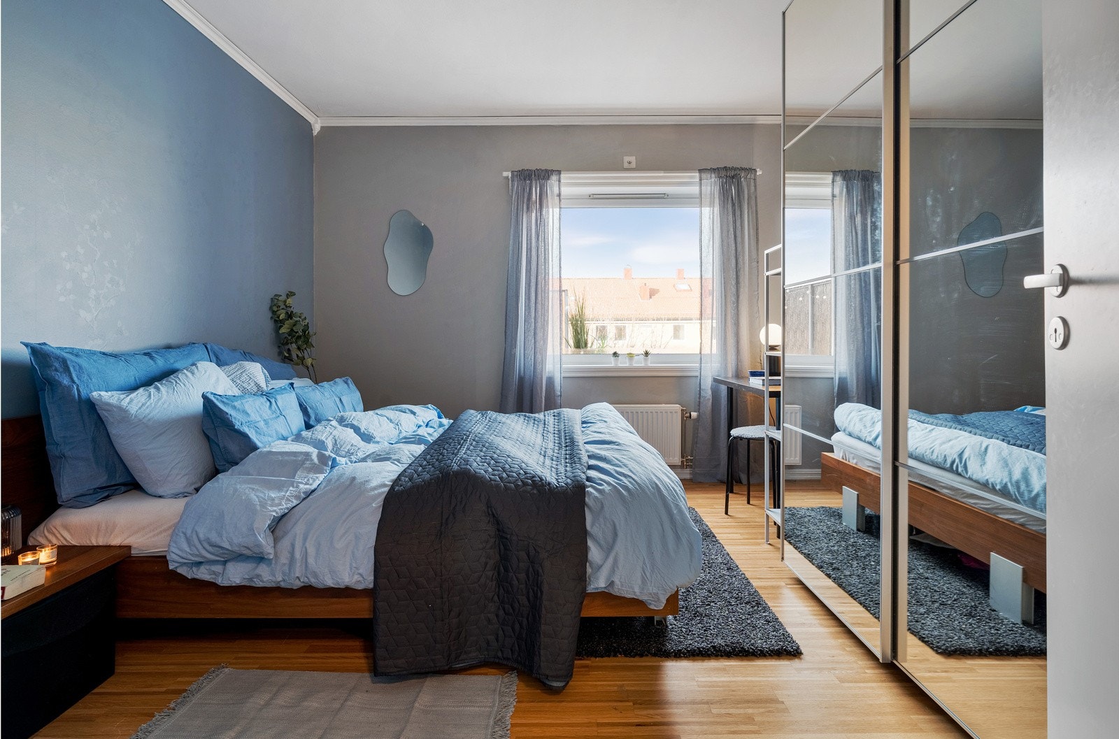 Soverom 2 måler 13 kvm. Galleribilde