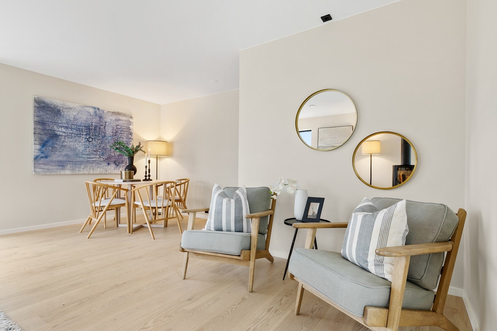 Her er det plass til flere sittegrupper og soner Galleribilde