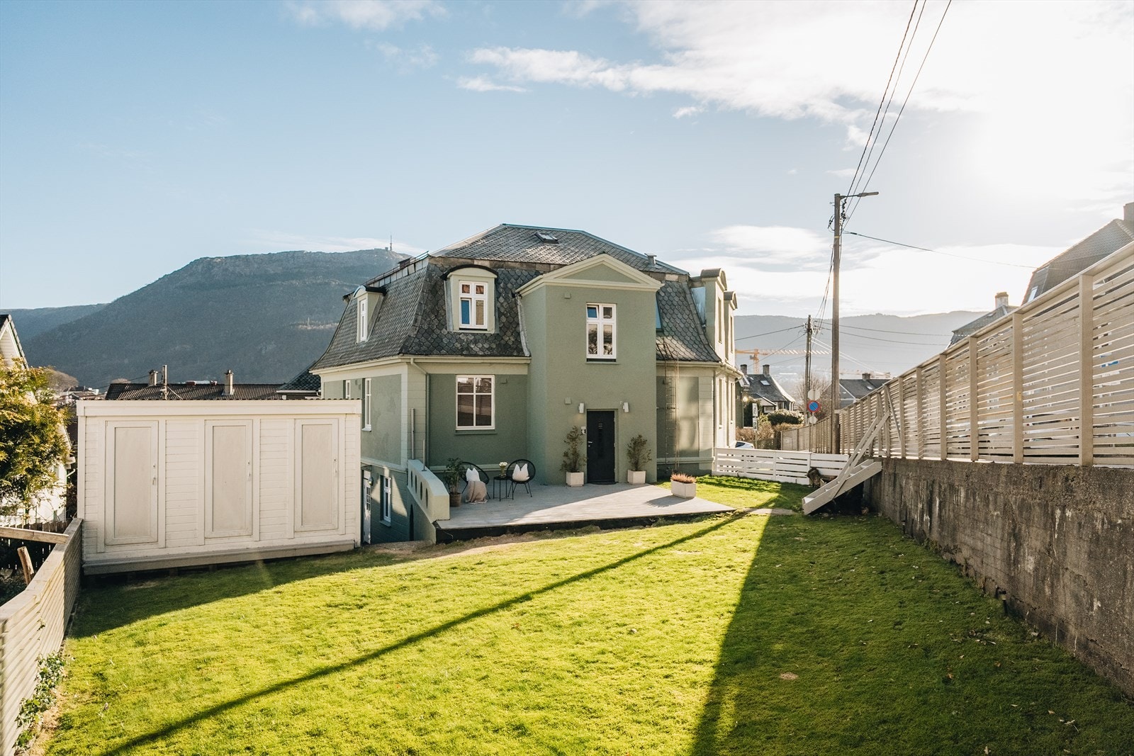 - Sameiet har flotte uteområder som gir deg et idyllisk fristed rett utenfor døren - Galleribilde