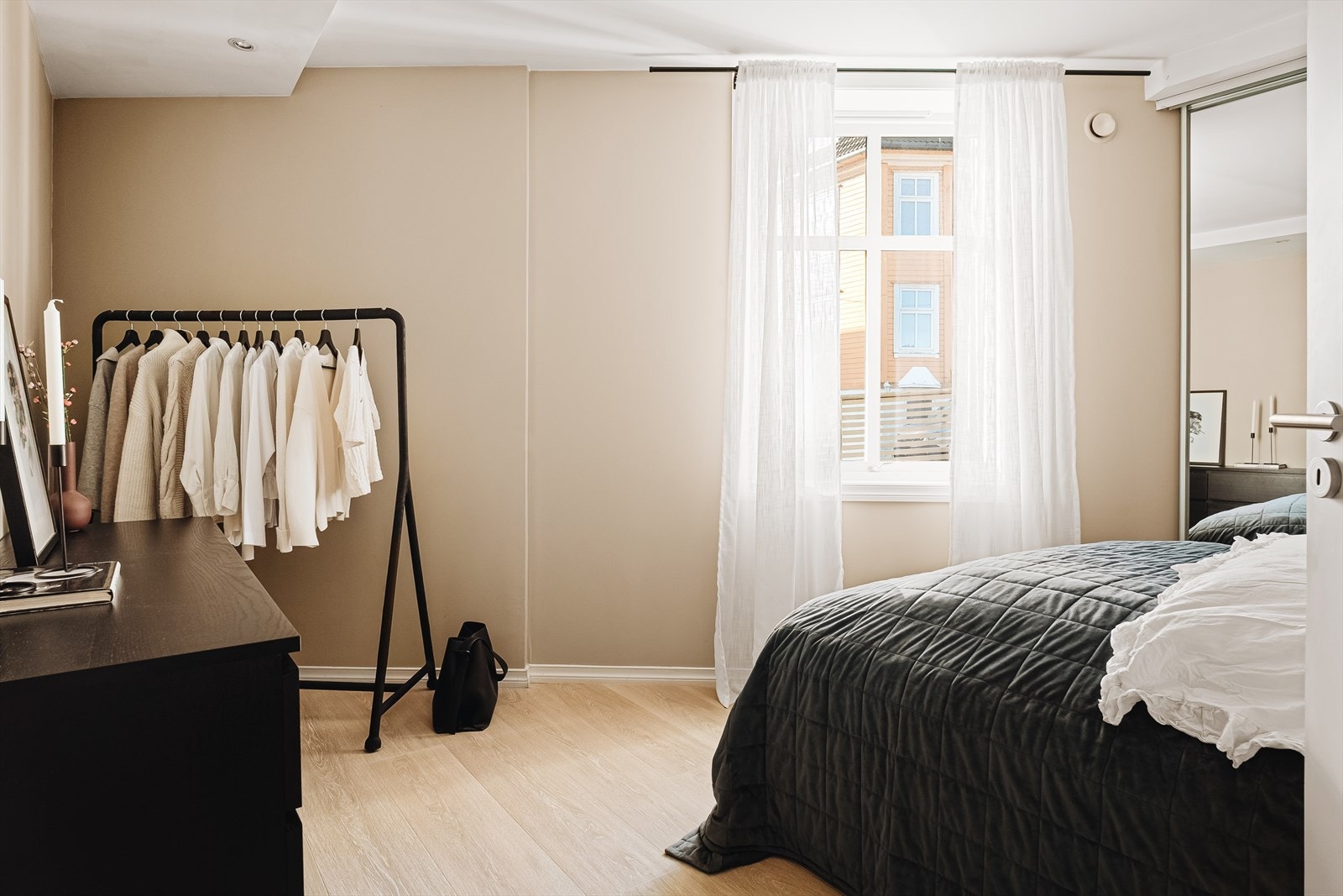 - Lekkert soverom på 11,8 m² - Galleribilde