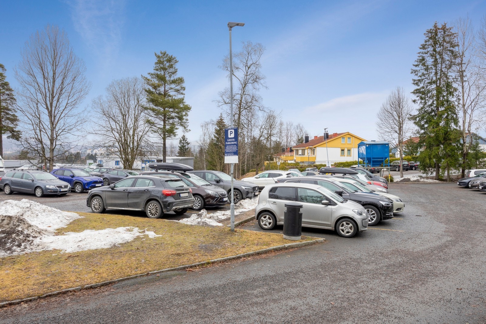Gjesteparkeringsplass Galleribilde