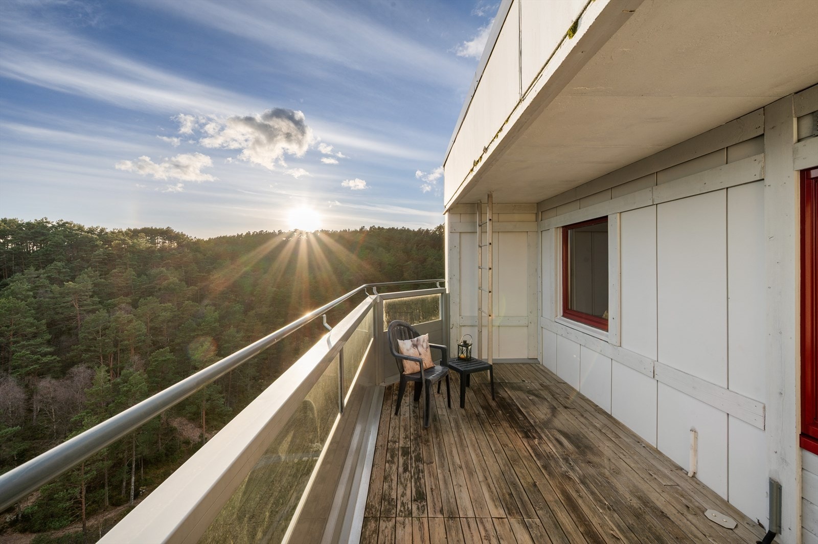 Her får du en solrik balkong på hele 15 m²! Galleribilde