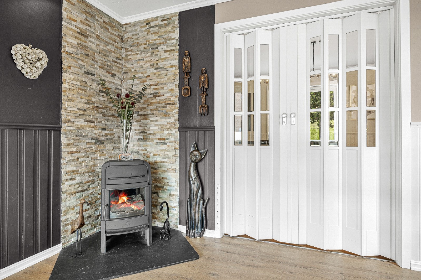 Vedovnen gir ekstra hygge på kjølige kvelder. Galleribilde