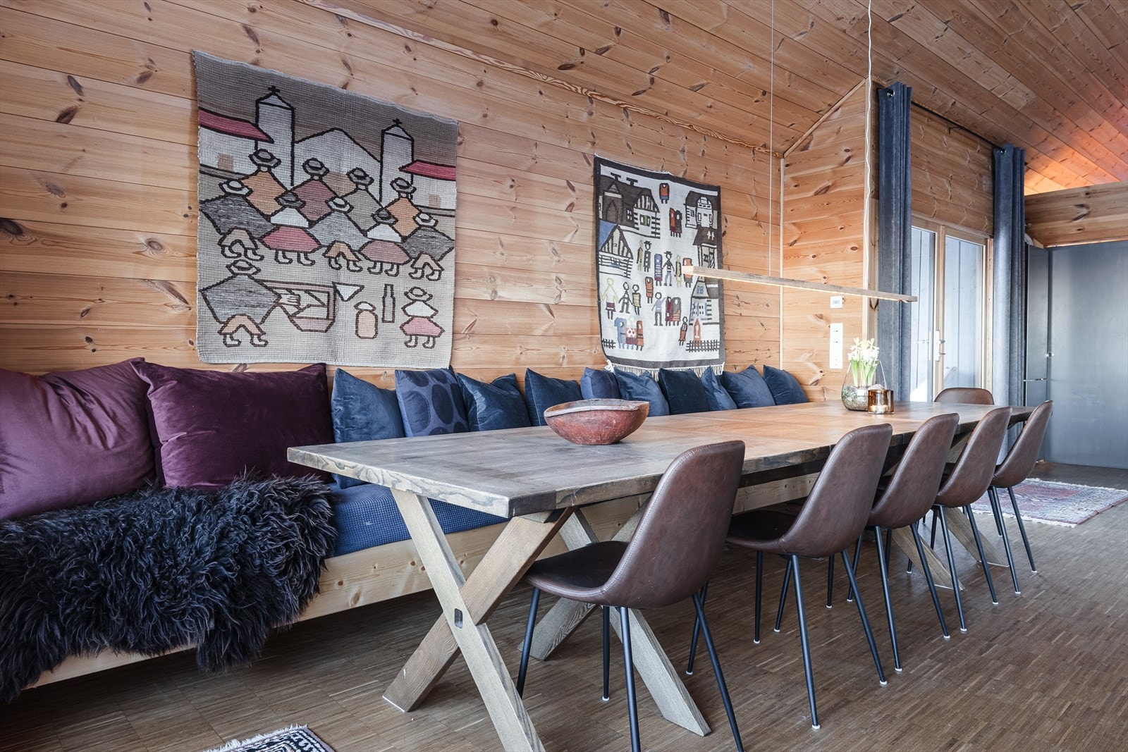 Her kan du samle venner og familie til hyggelige stunder på hytta Galleribilde