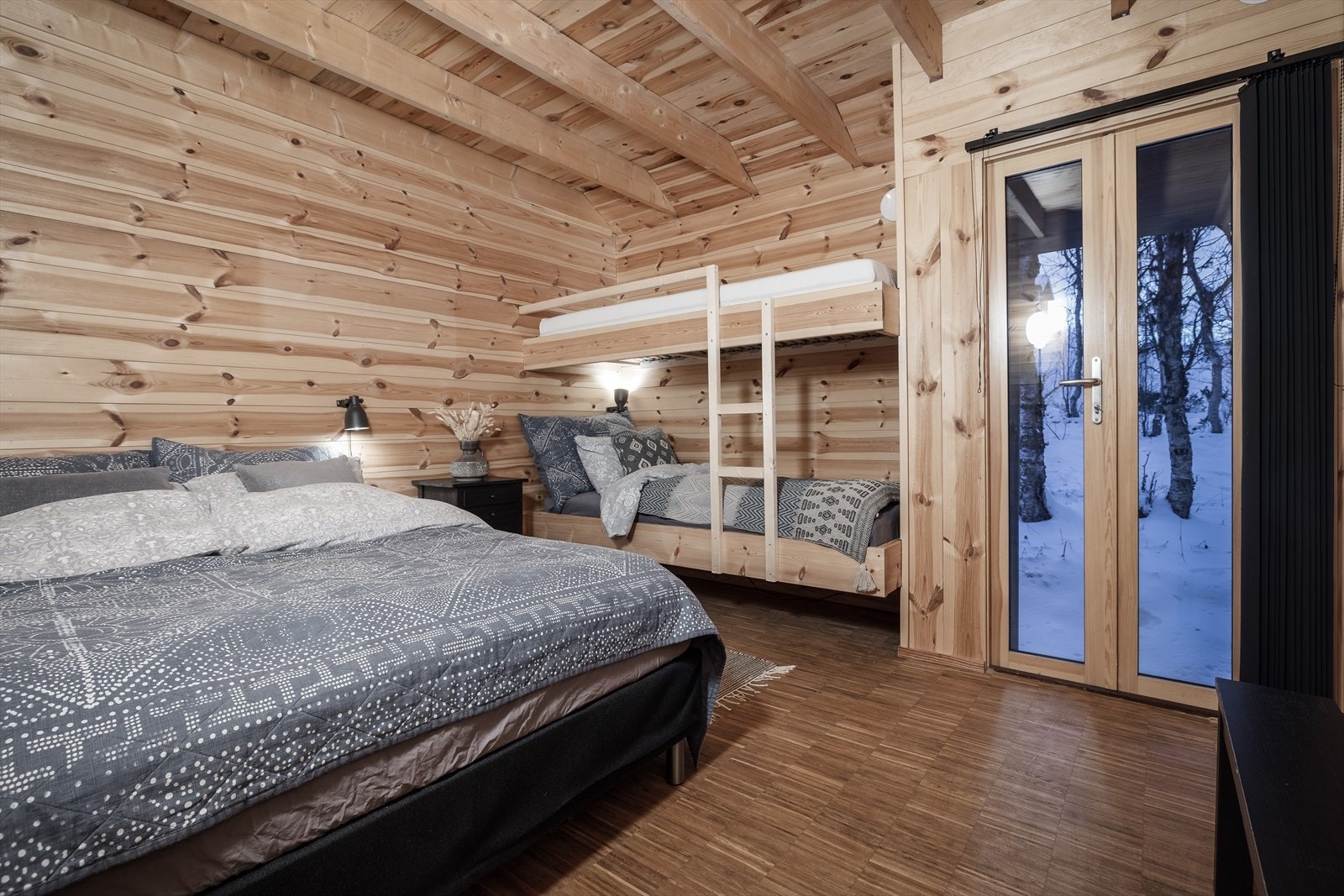 Soverom to Galleribilde