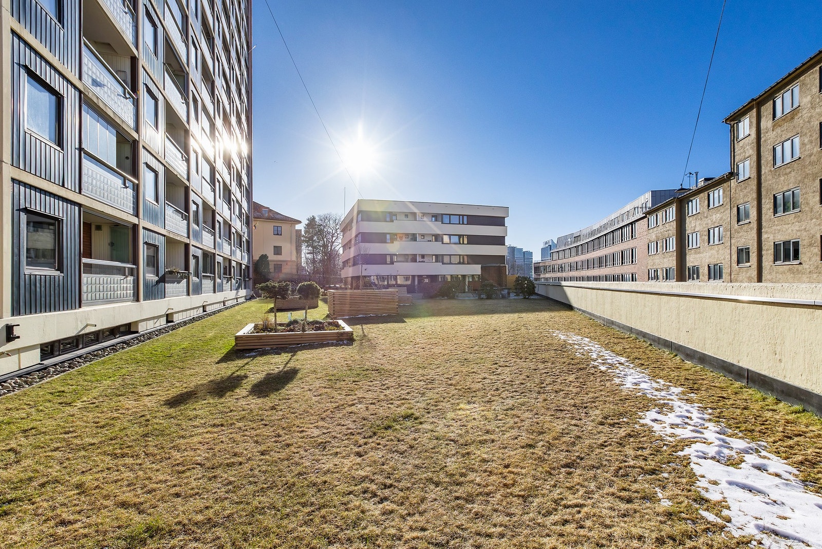 Flott gårdsrom som disponeres av andelseierne. Galleribilde