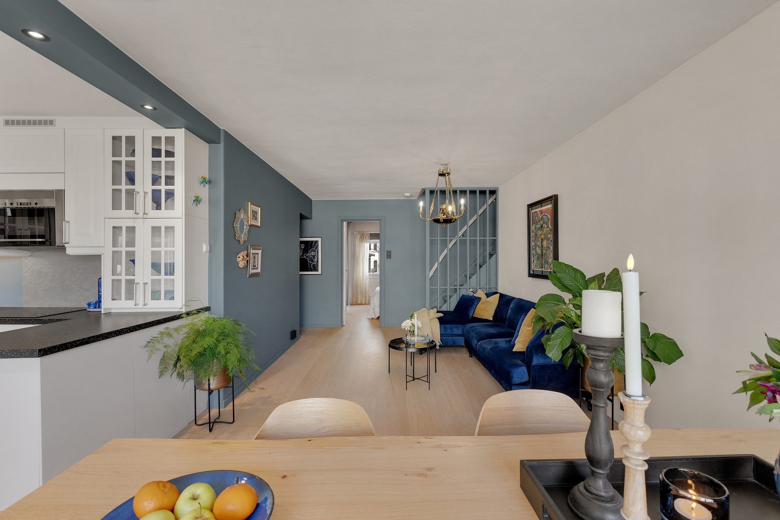 Leiligheten er utstyrt med parkett Galleribilde