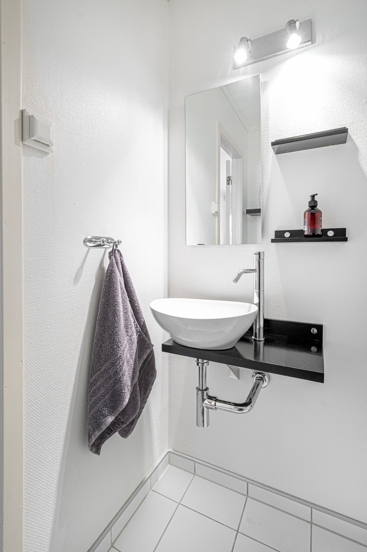 Toalettrom i hovedetasjen. Galleribilde