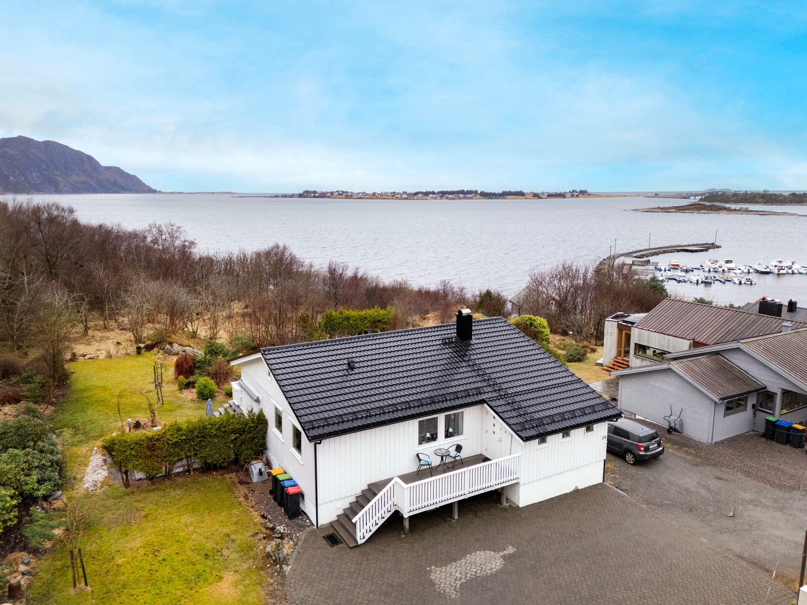 Velkommen til denne perlen helt ytterst på Skjongneset! Galleribilde