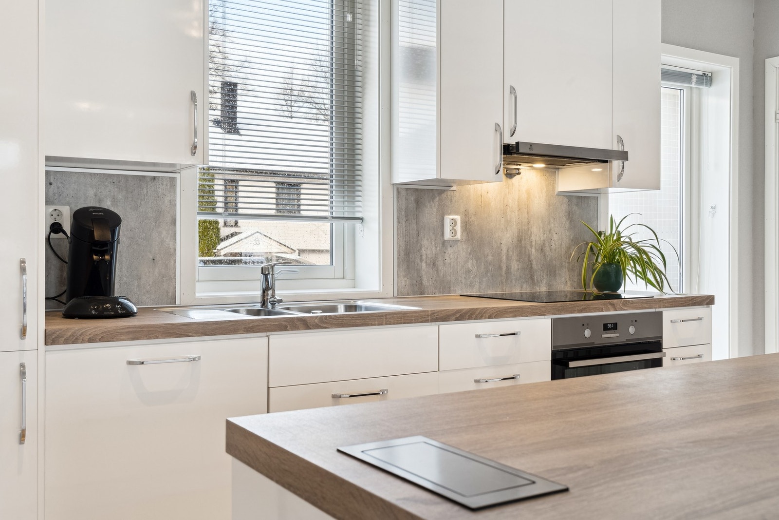 Godt med benkeplass Galleribilde