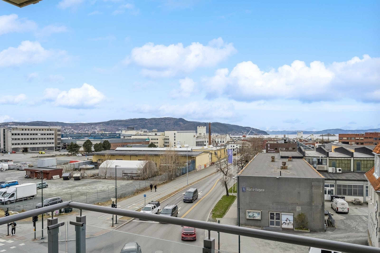 Balkong med utgang fra hovedsoverom. Galleribilde