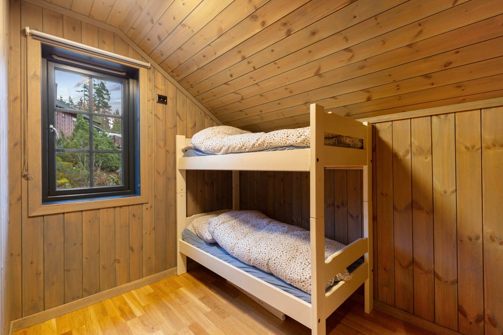 2. etasje: Soverom Galleribilde