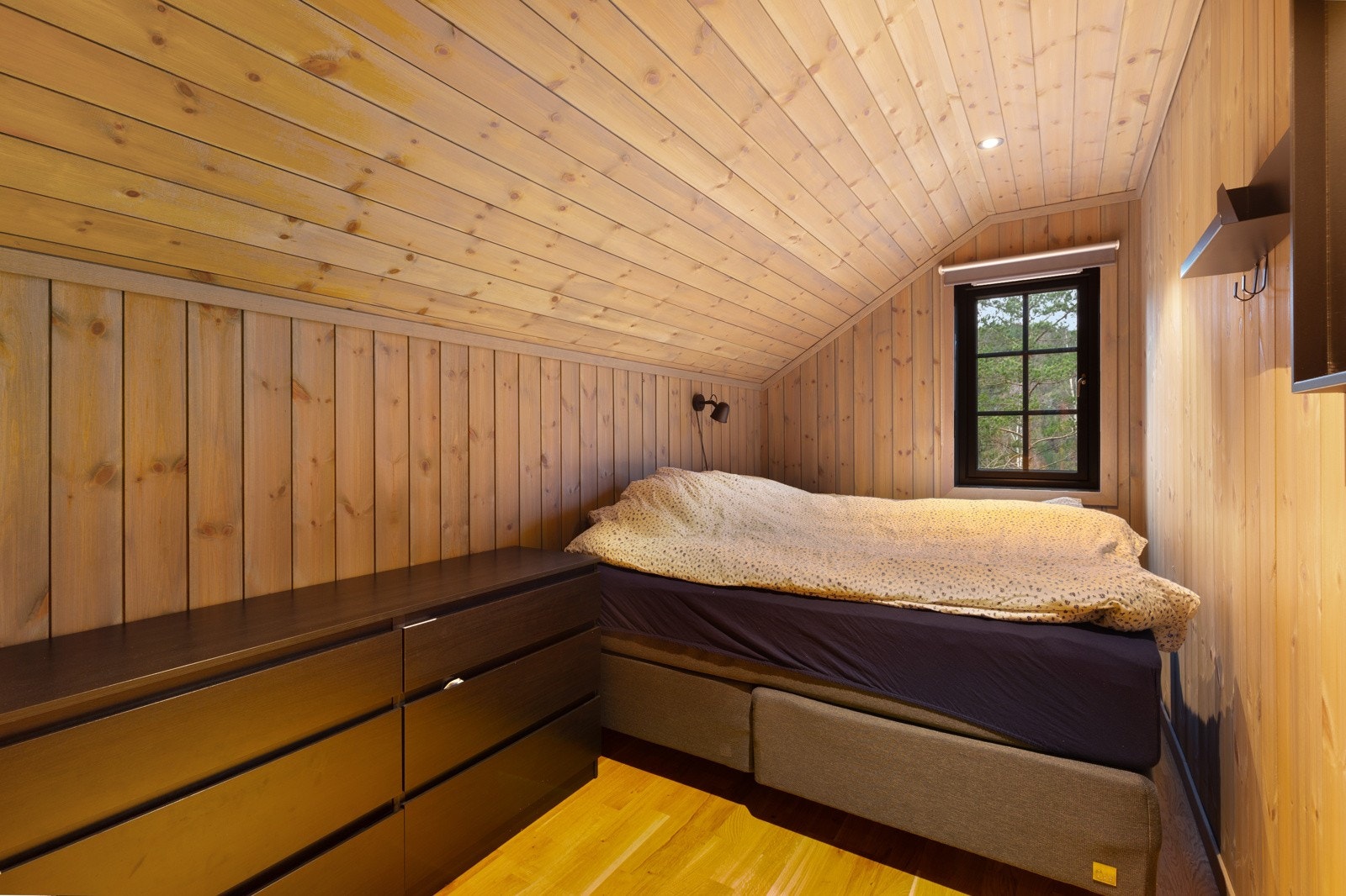 2. etasje: Soverom Galleribilde