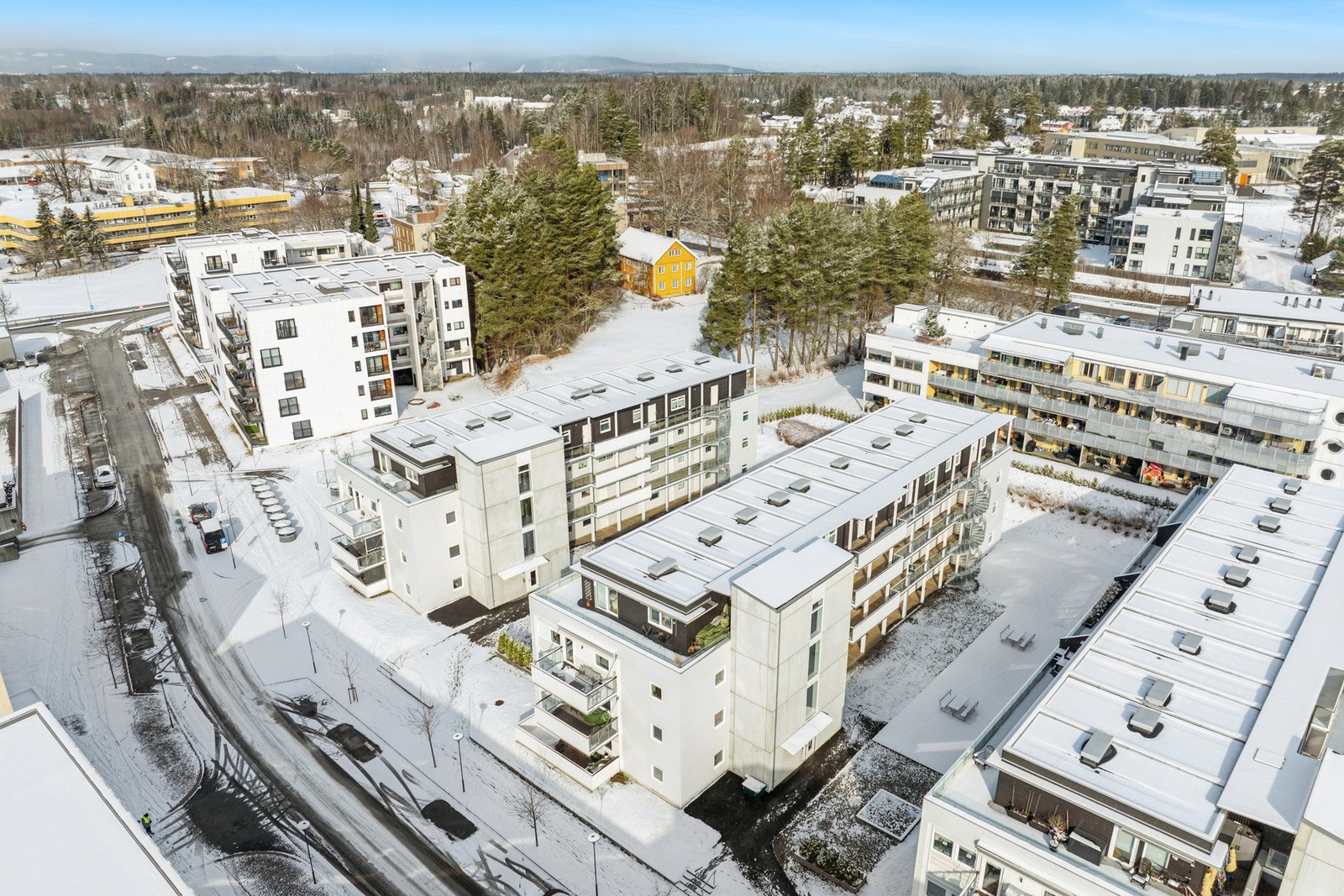 I nærheten finner du også flotte tur- og rekreasjonsområde for alle årstider. Galleribilde