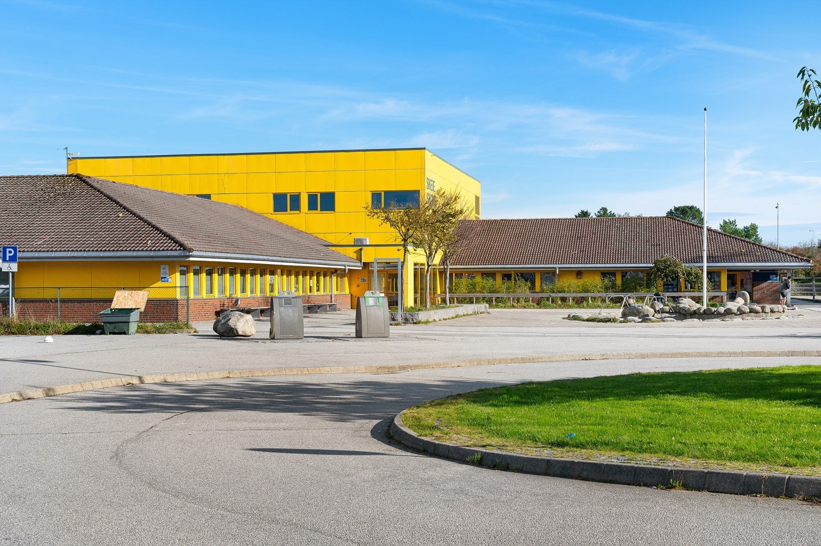 Skeie Skole i umiddelbar nærhet Galleribilde