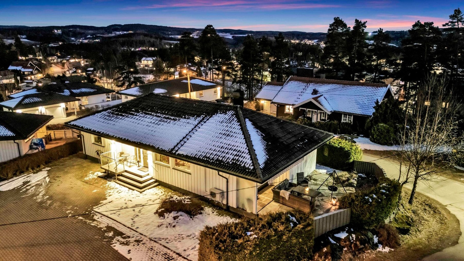 Stor og innholdsrik enebolig med gangavstand til sentrum Galleribilde