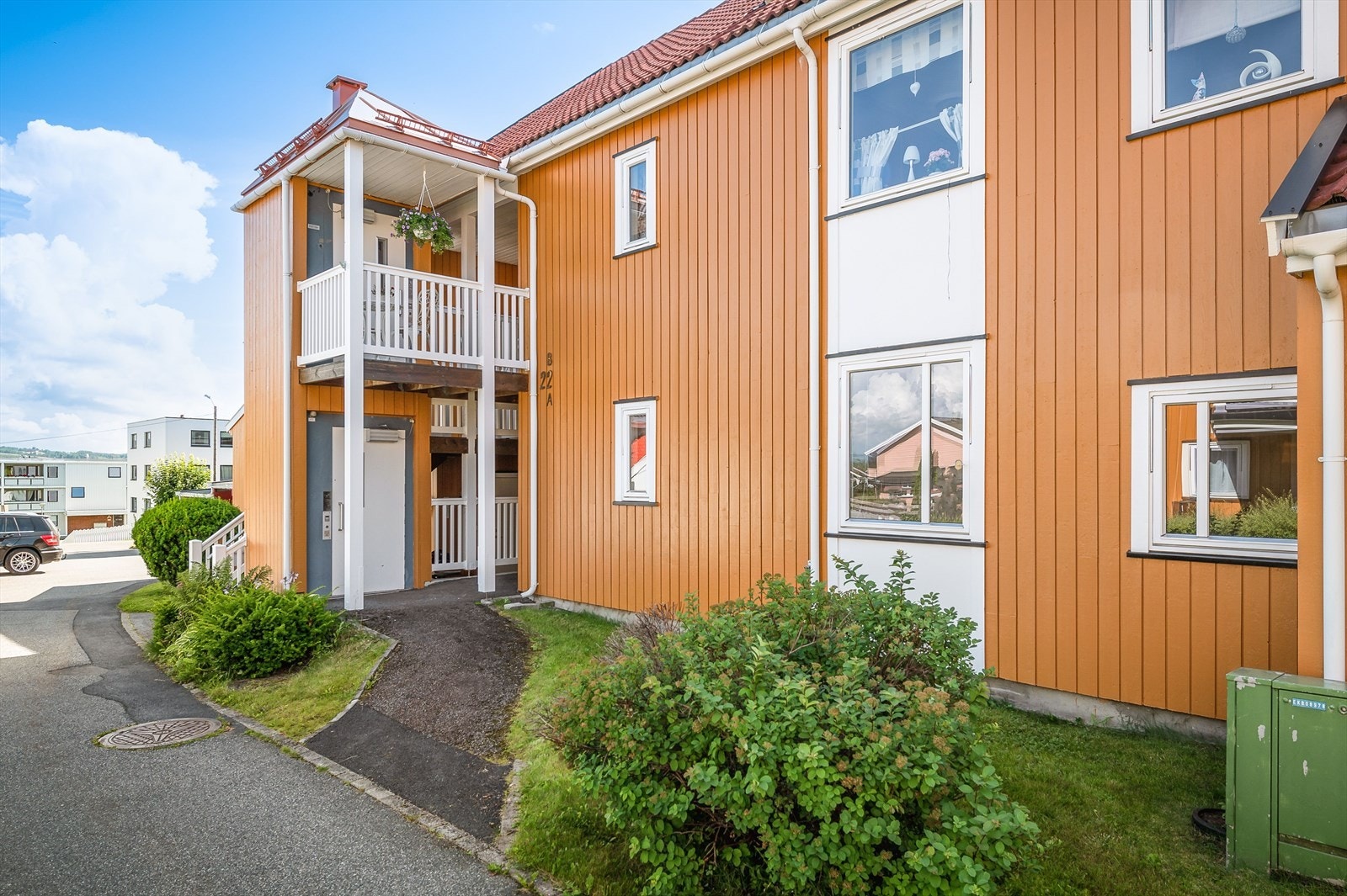 Asfalterte internveier og grønne områder Galleribilde