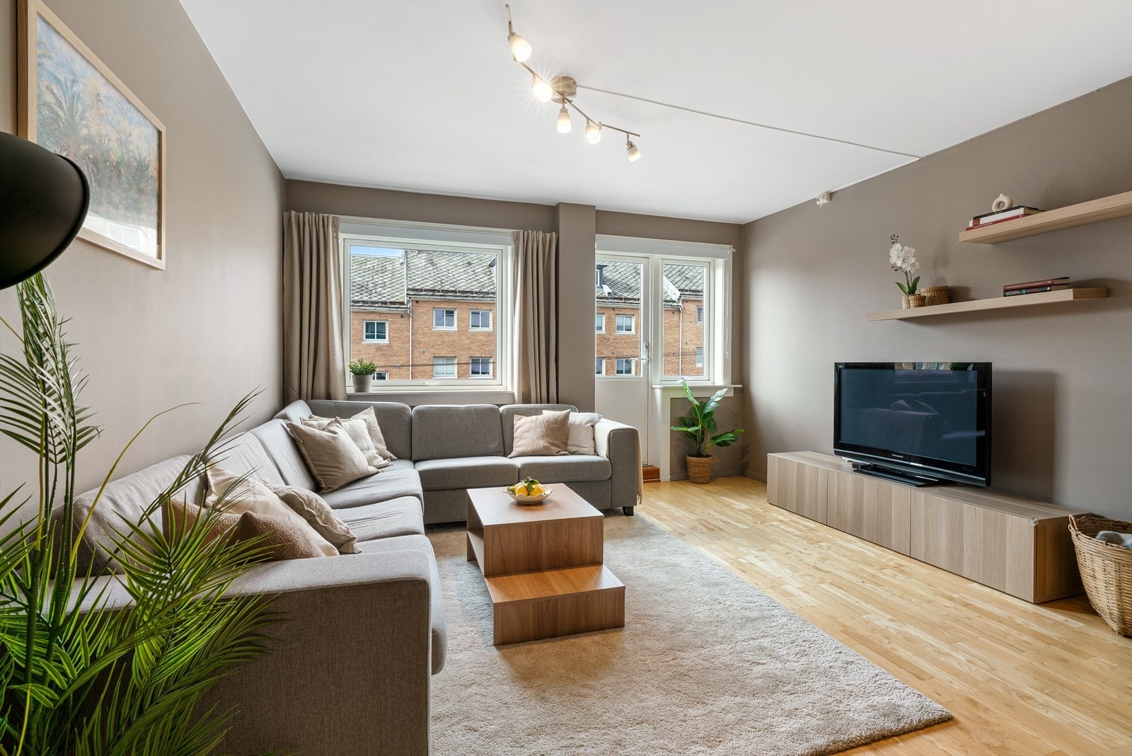 - En romslig stue på 22,8 m² - Galleribilde
