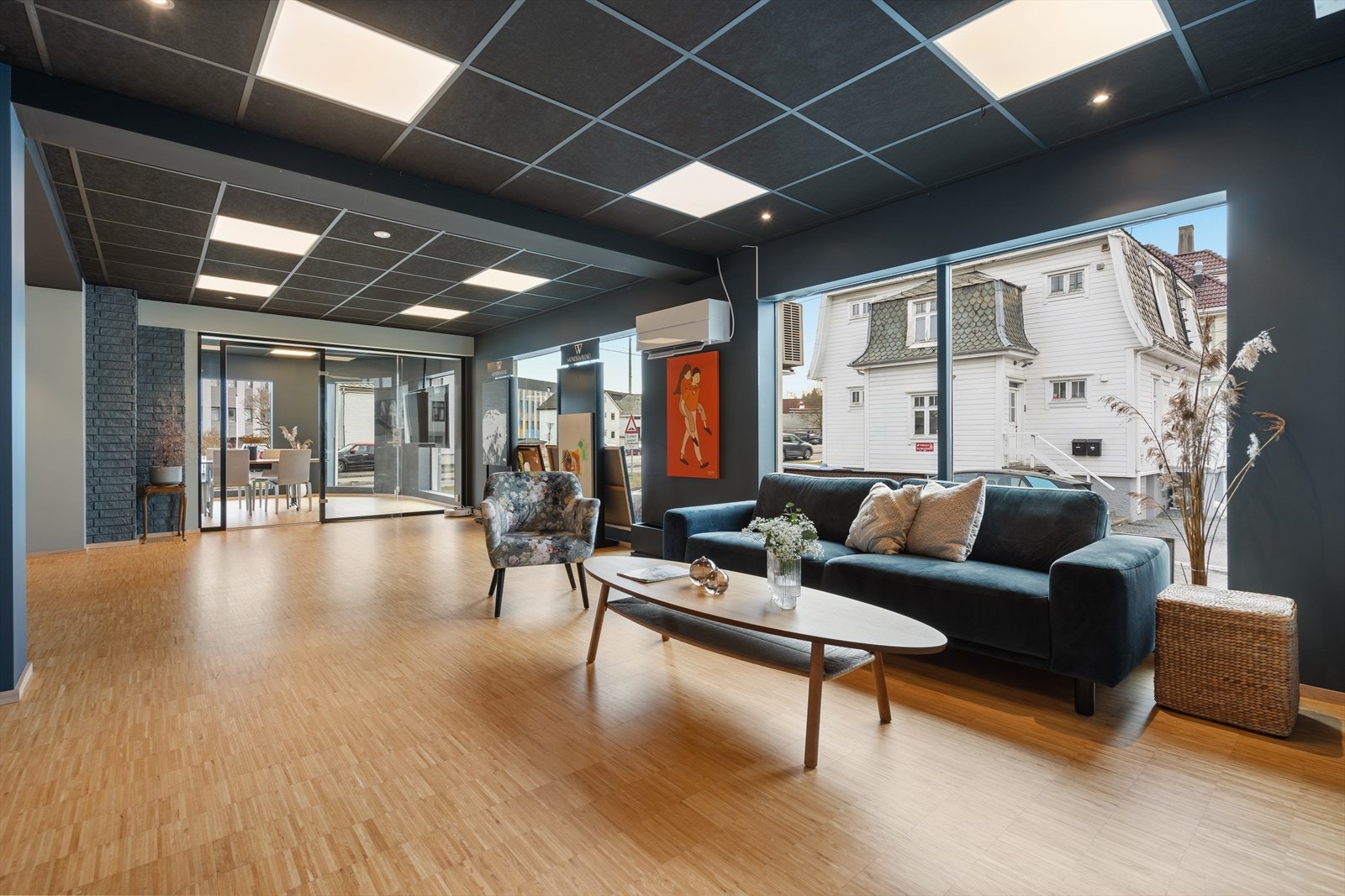 Butikk/-kontor lokaler i første etasje Galleribilde