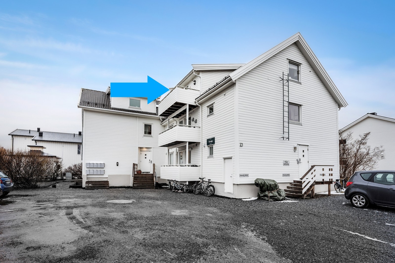 Leiligheten ligger i byggets 3. etasje. Galleribilde