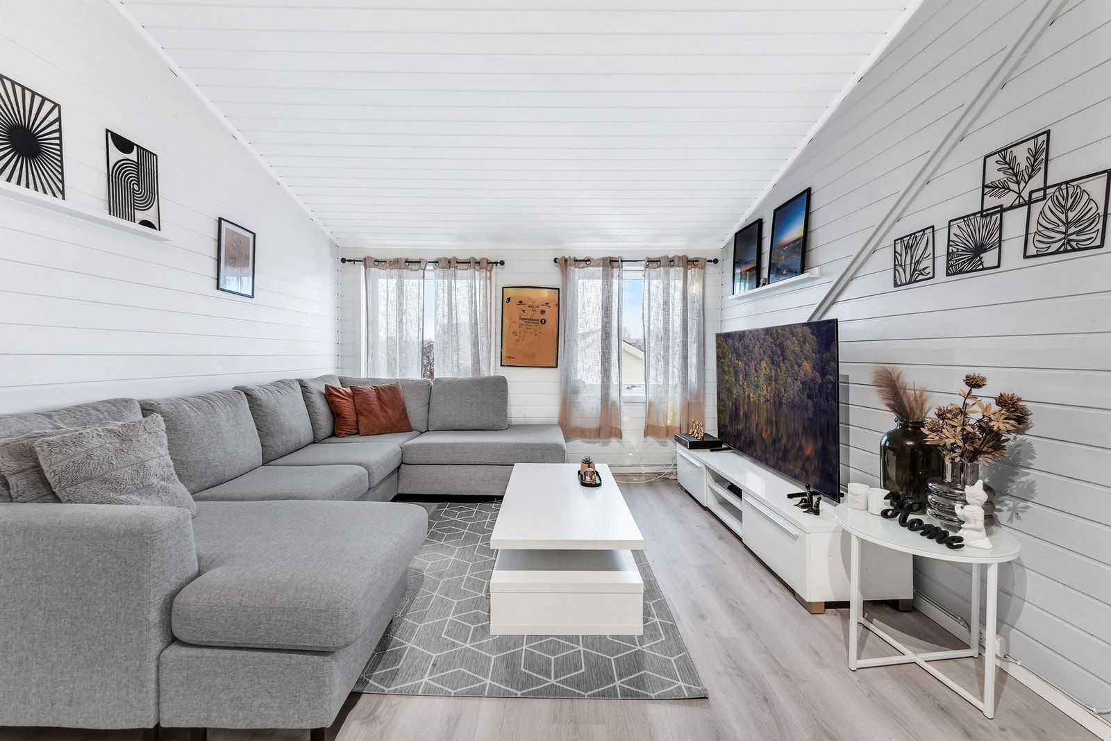 Her er det lagt nytt laminatgulv i 2024. Galleribilde