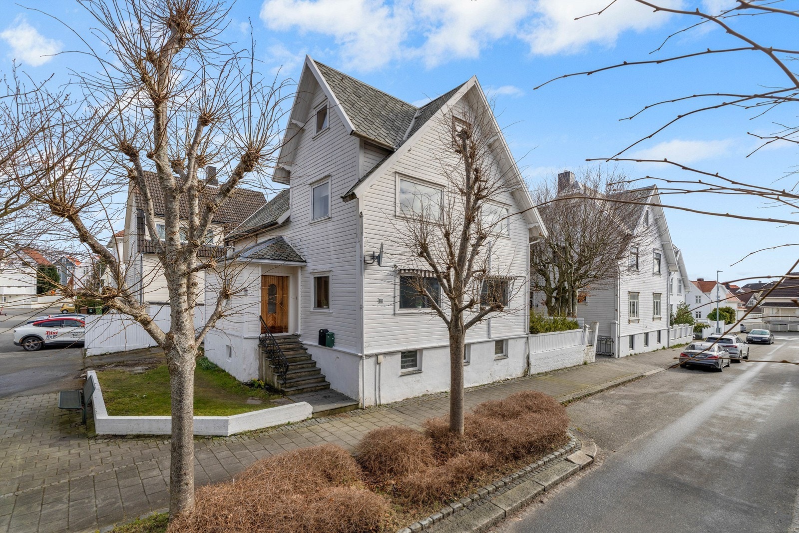 Fasade/inngangsparti. Galleribilde