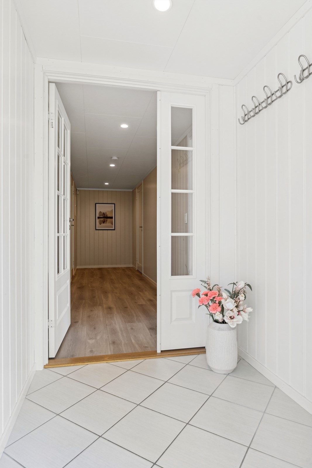 Yttergang med fliser Galleribilde