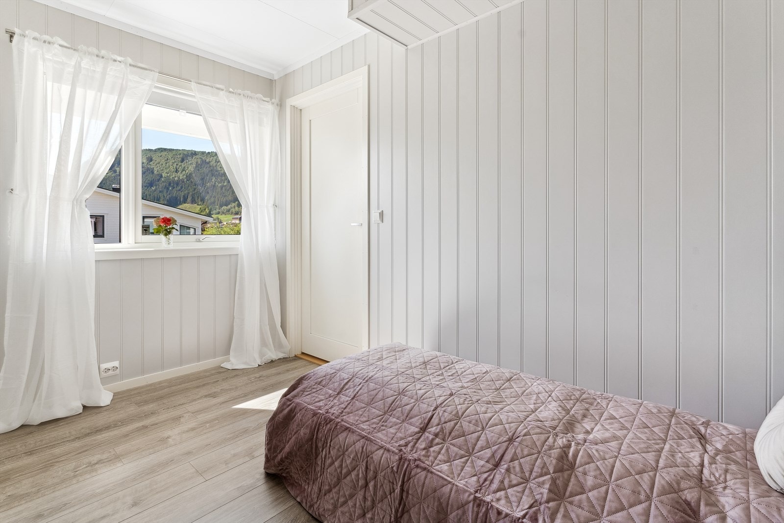 Soverom II Galleribilde