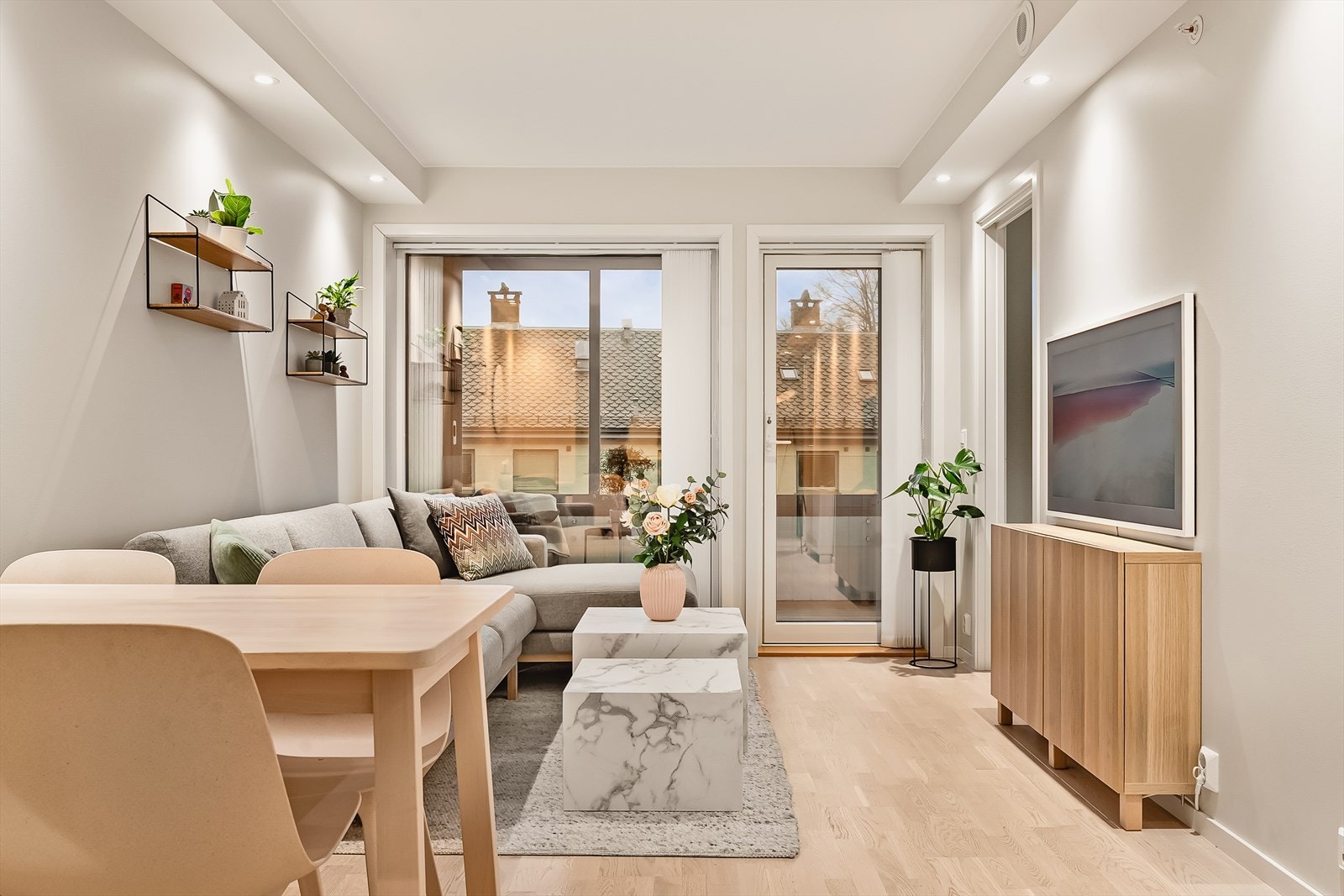 Lys og innbydende 3-roms selveierleilighet som ble oppført i 2018. Galleribilde