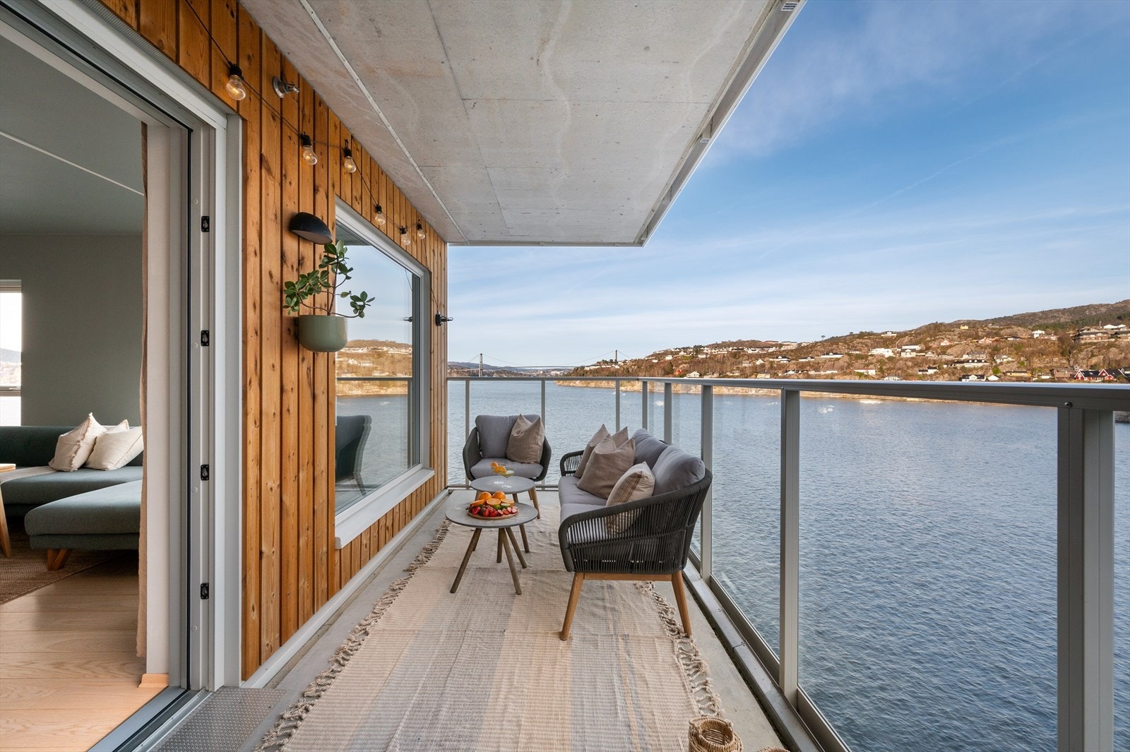- Fantastisk balkong på 10,8m² - Galleribilde