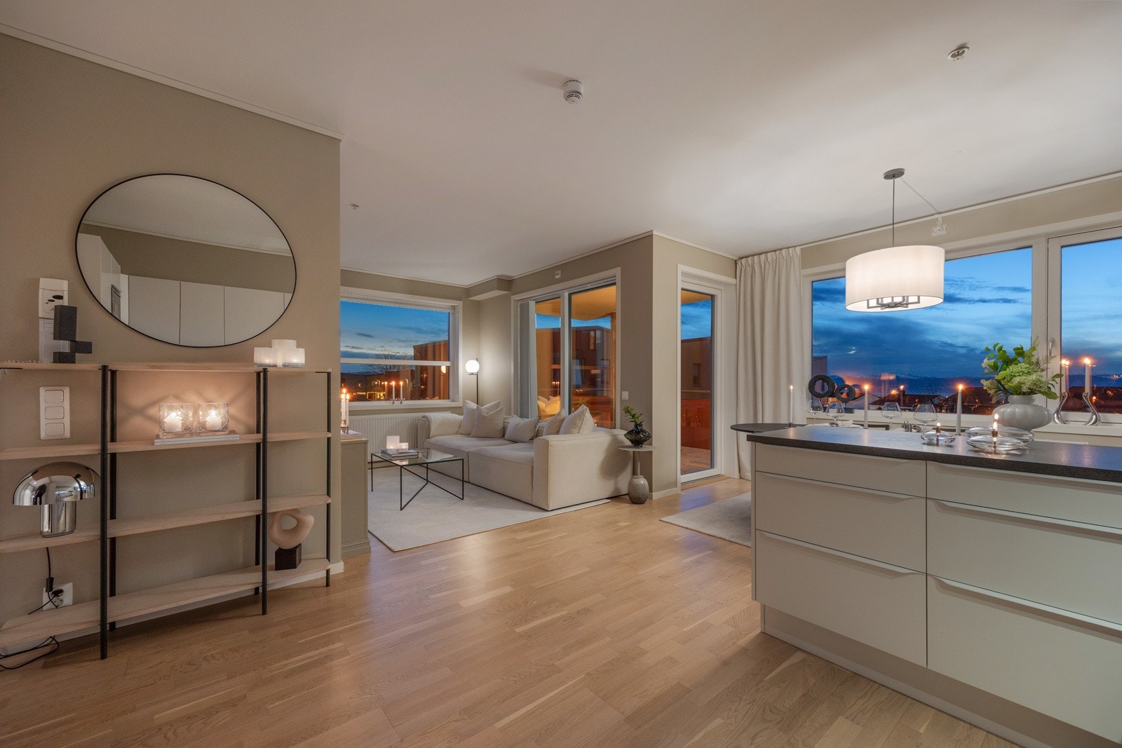 EIE eiendomsmegling v/Daniel Lanto har gleden av å presentere Solveig Abrahamsens veg 26. Galleribilde