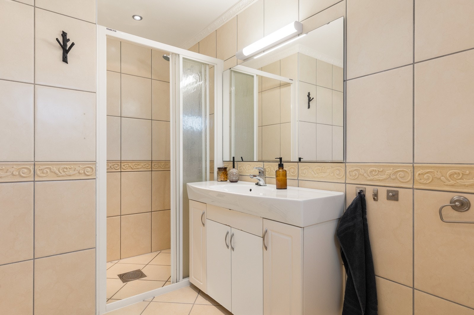 Badet har varme i gulvet Galleribilde