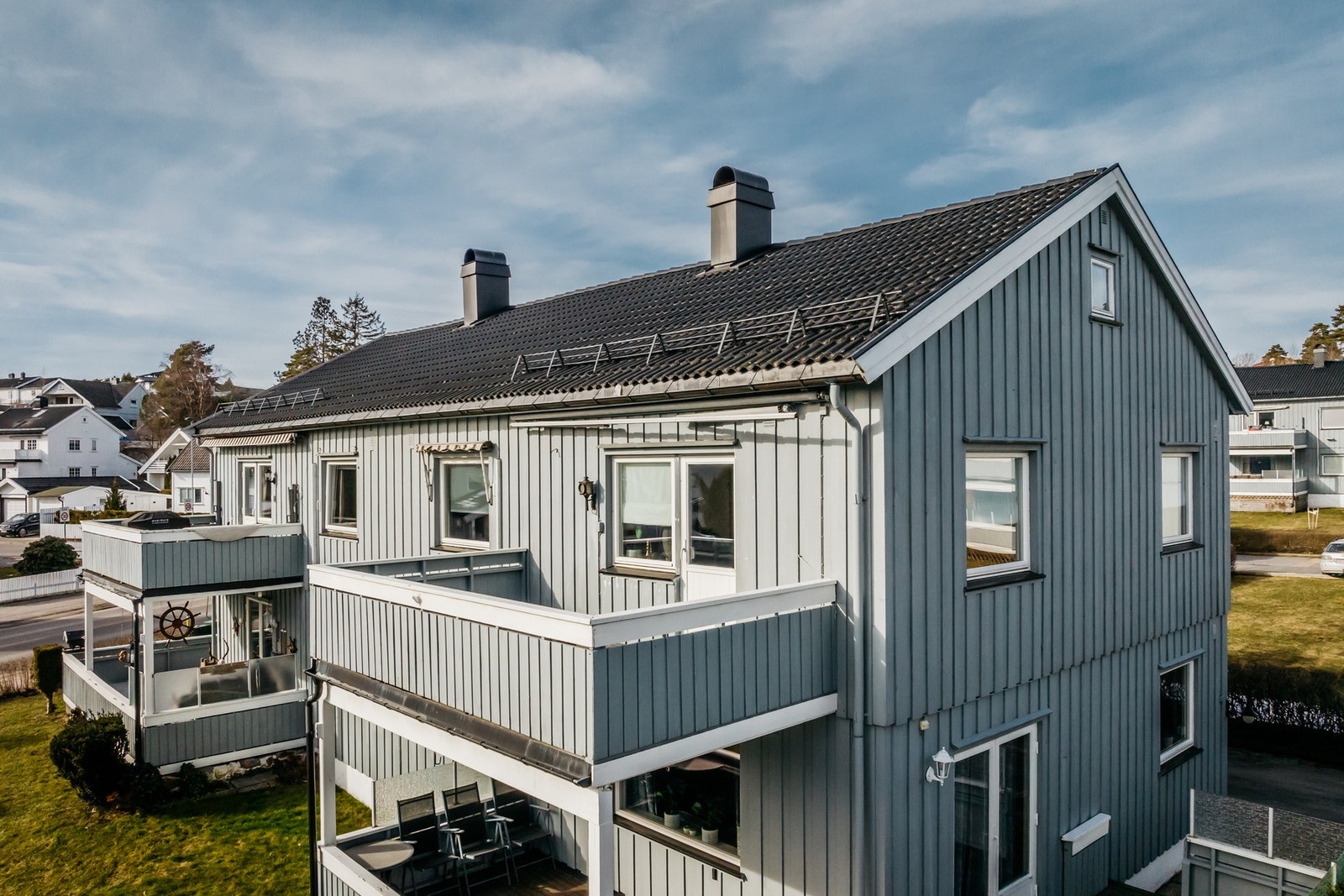 Hyggelig balkong med gode solforhold. Galleribilde