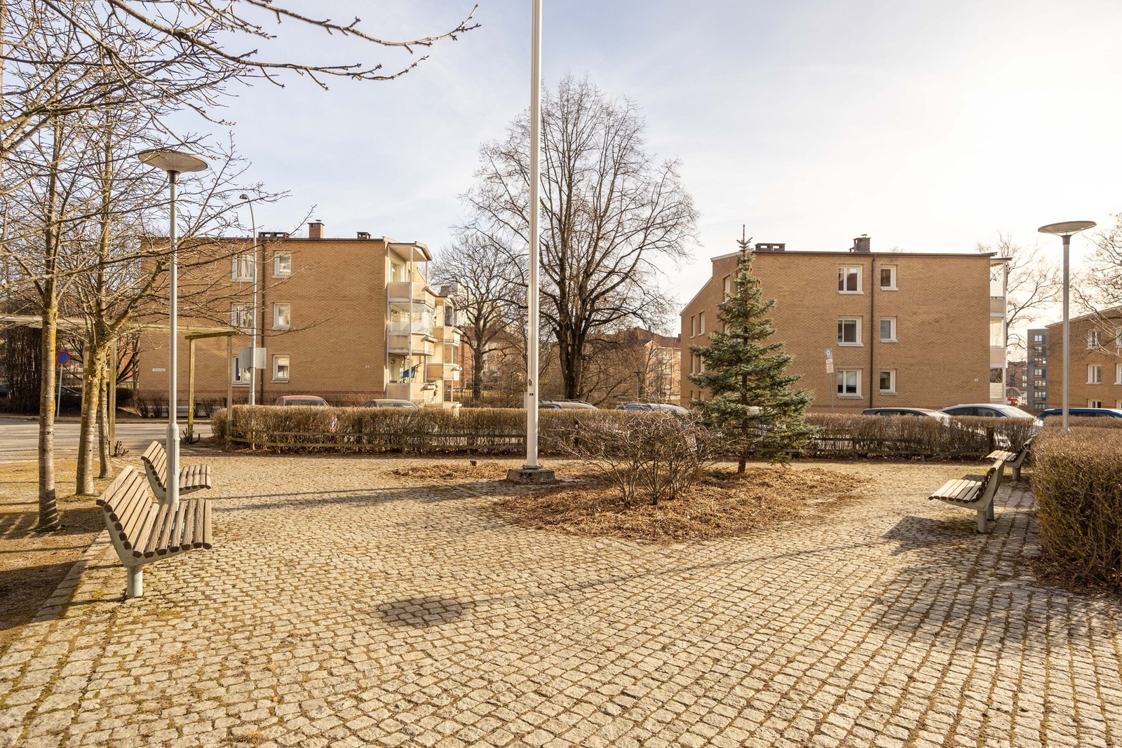 Store felles uteområder. I tillegg kort vei til lekeplass. Galleribilde