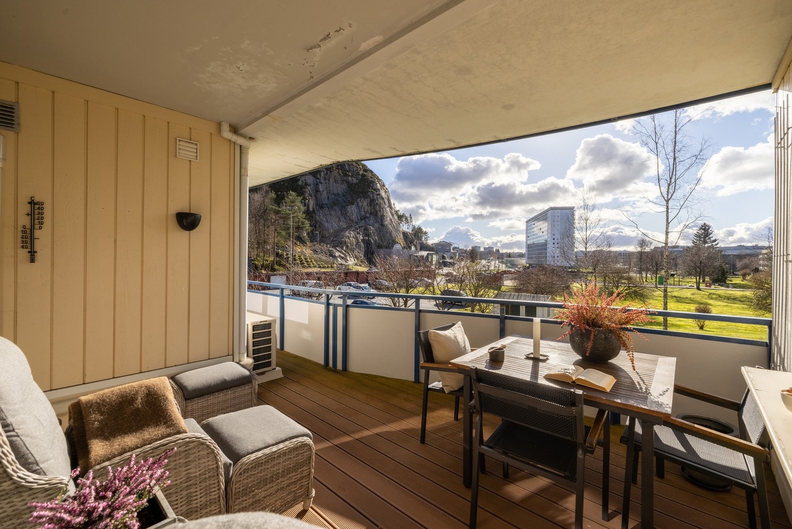 Dag Hammarskjölds vei 135 presenteres av EIE eiendomsmegling, ved Cecilie Sandvik. Galleribilde