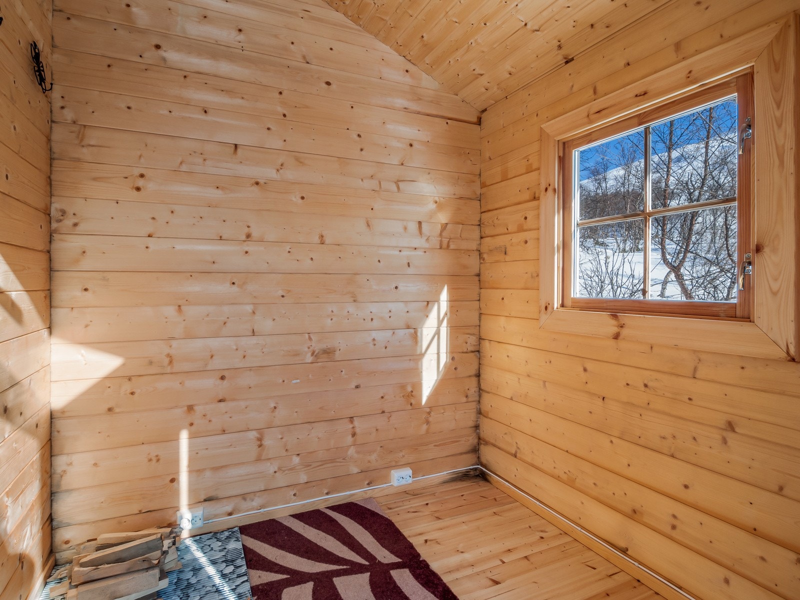 Lyst og romslig forrom til badstue Galleribilde