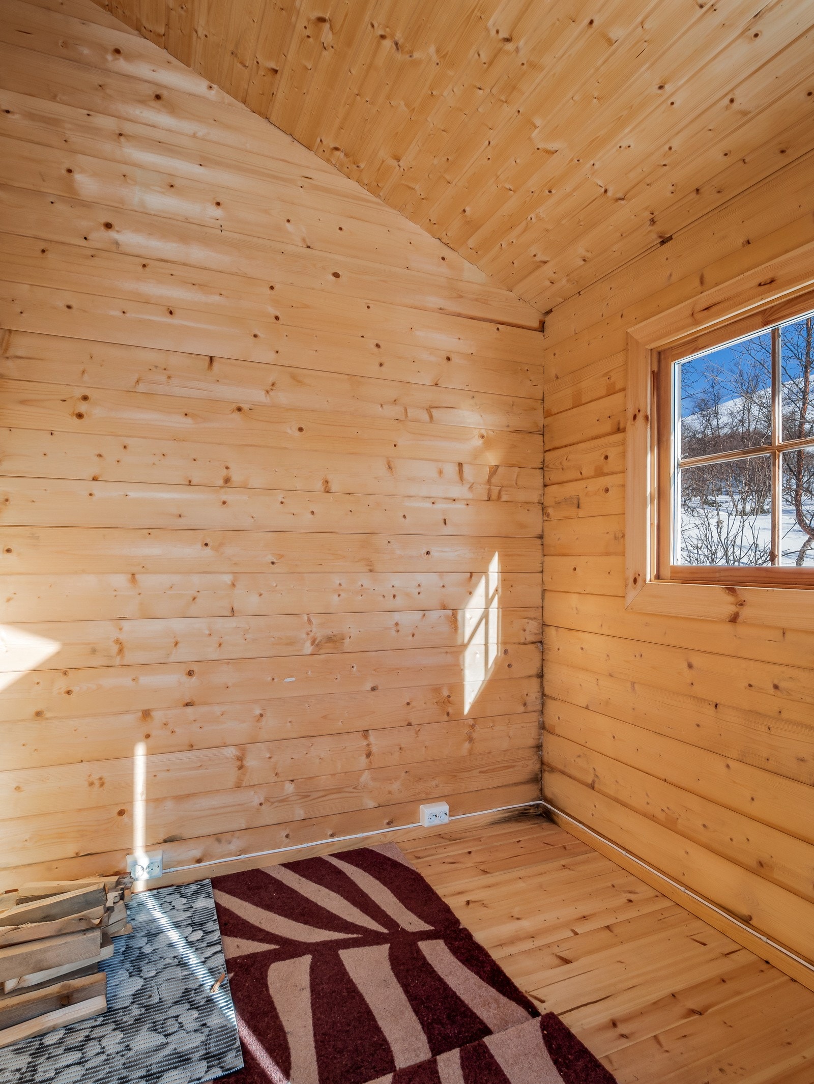 Badstua er oppført i 2021 og fremstår som tilnærmet ubrukt Galleribilde