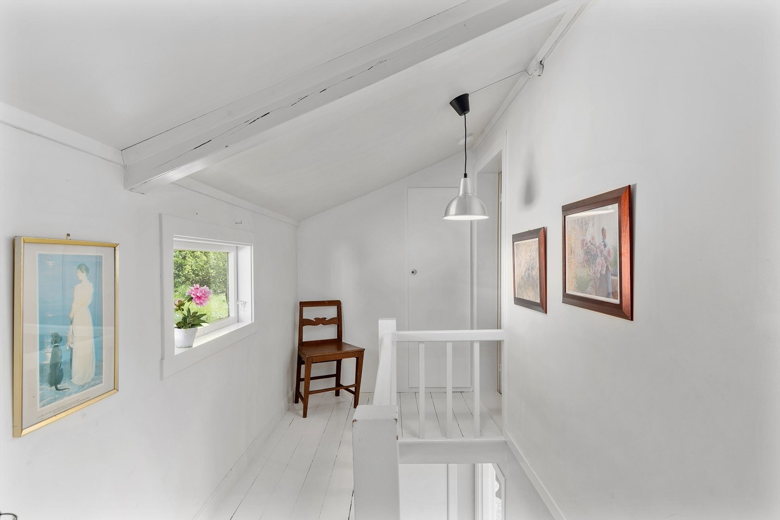 Gang i loftsetasjen Galleribilde