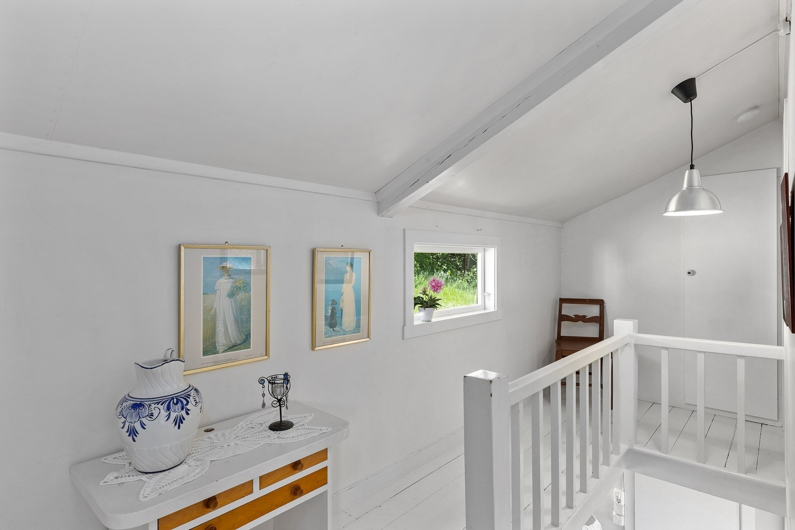 Gang i loftsetasjen Galleribilde