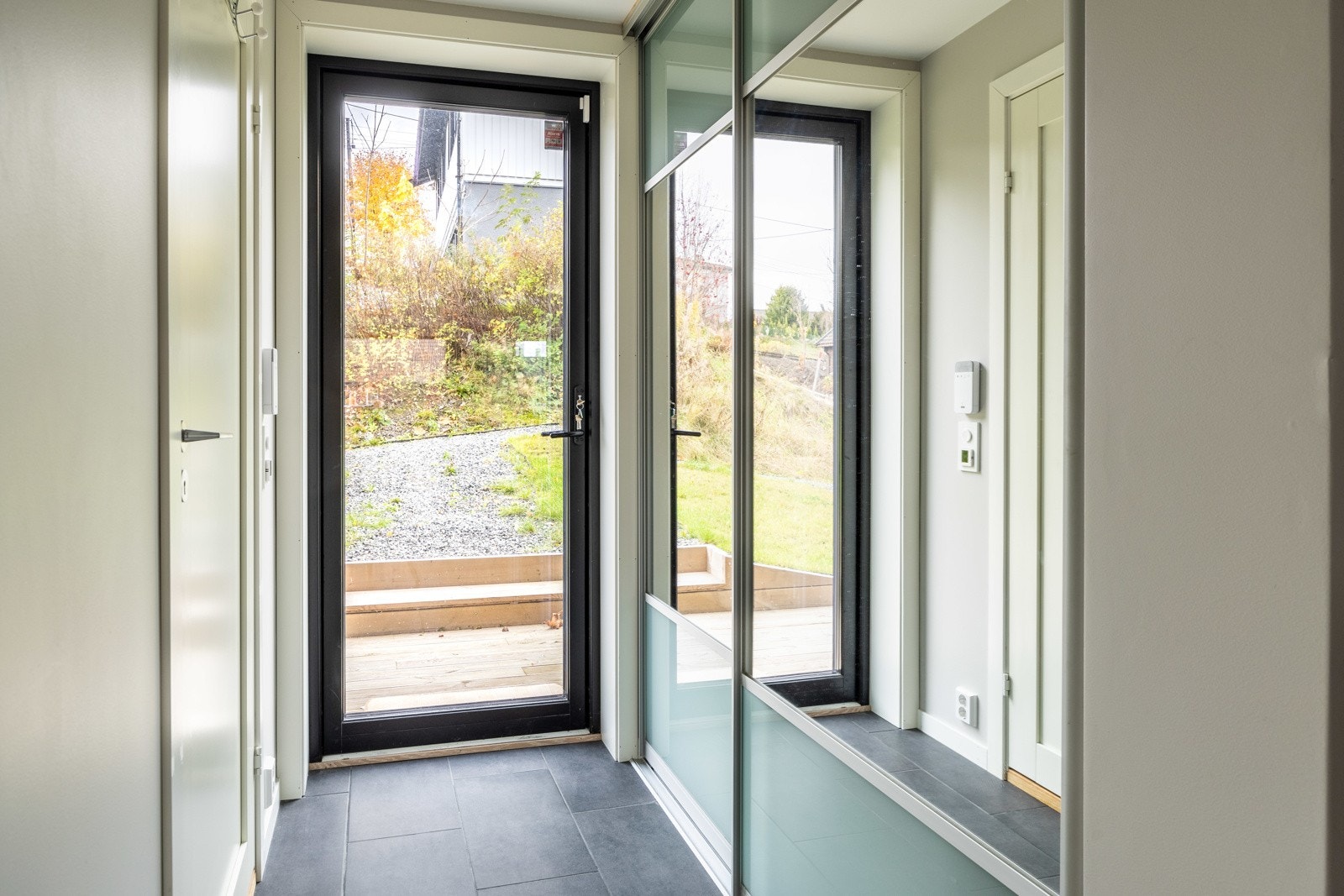 Entré | Ved kjøkkenet. Galleribilde