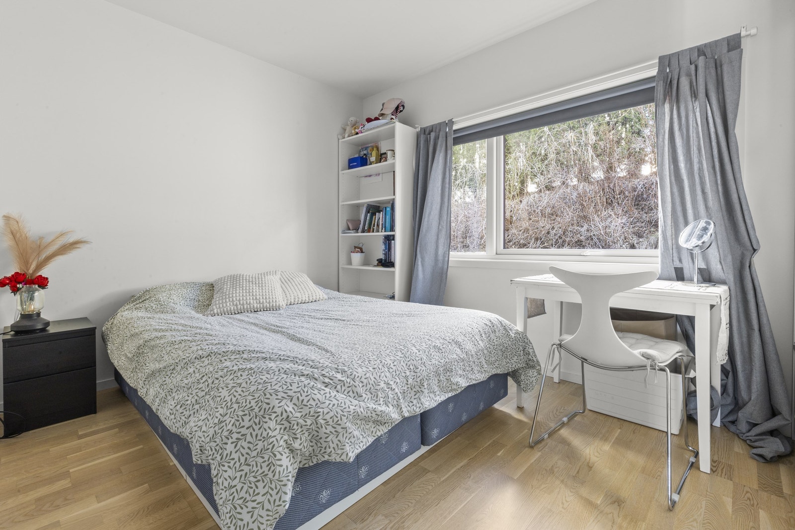 Soverommet i hybelen av god størrelse. Galleribilde