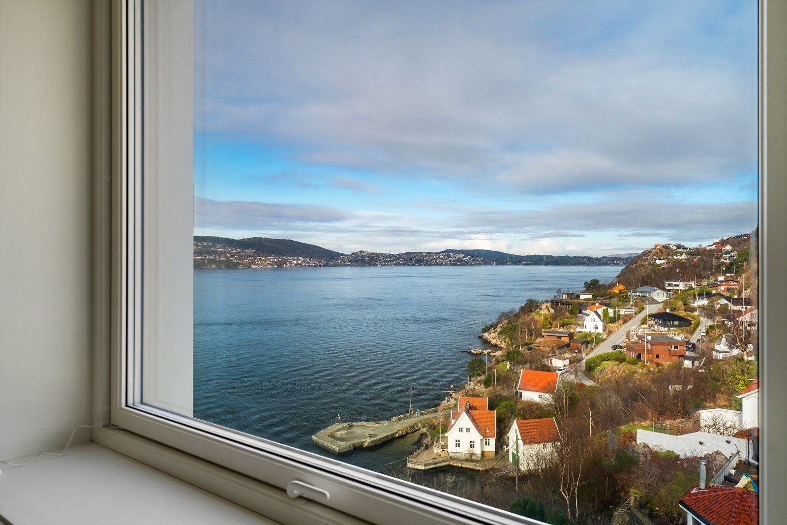 Utsikt fra kjøkkenvinduet. Galleribilde