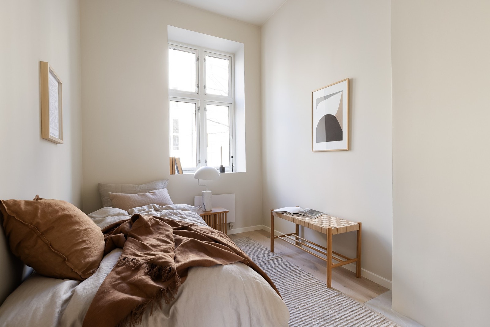 Det andre soverommet egner seg godt som barnerom, gjesterom eller hjemmekontor. Galleribilde