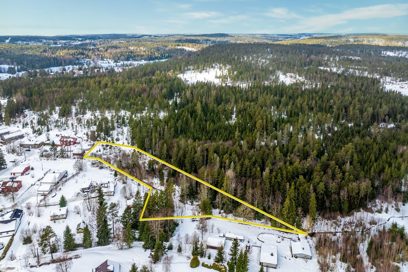 Tomtegrense på del av den totale tomten (ca. 4 800 kvm) Galleribilde