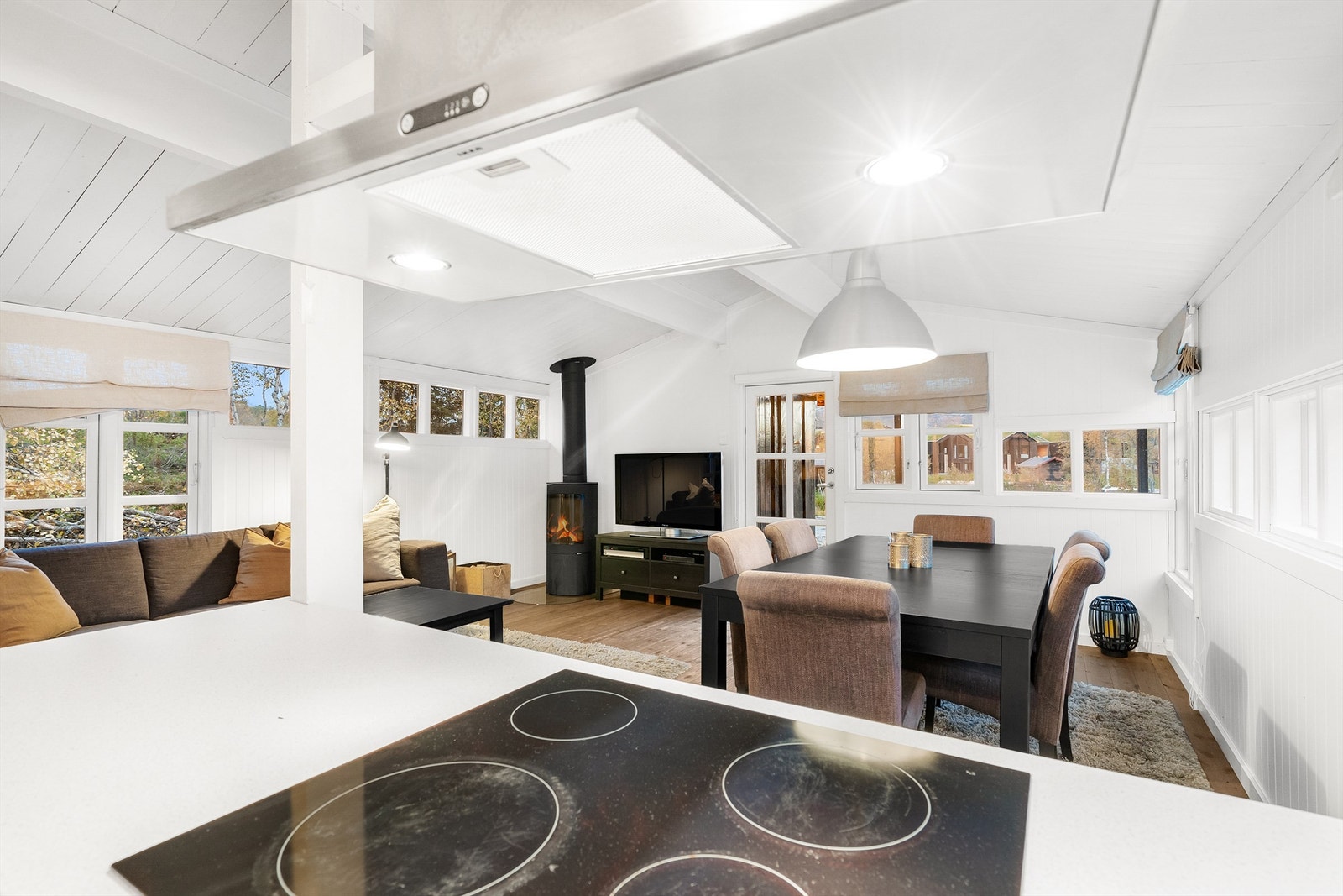 - Velkommen til Dyregrenda sør 70 - Hyggelig oppholdsrom i den eksisterende hytta Galleribilde