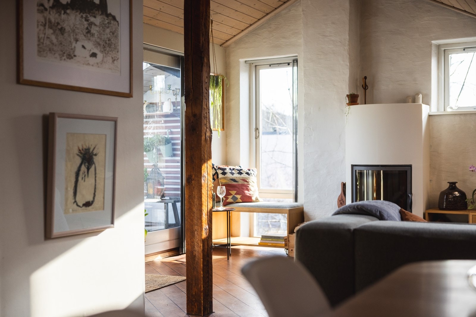 En stemningsfull peisovn sikrer ekstra hygge og varme på de kjøligste dagene Galleribilde