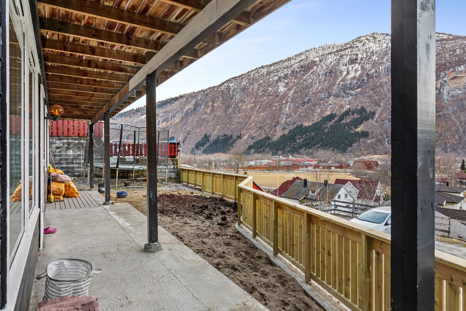 Uteområde ved utleigedelen. Galleribilde