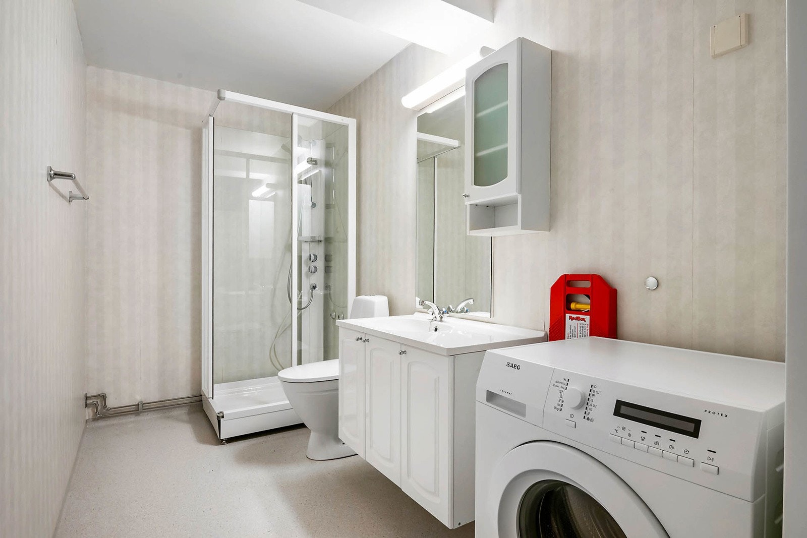 Badet er nesten allerede klart for flislegging Galleribilde